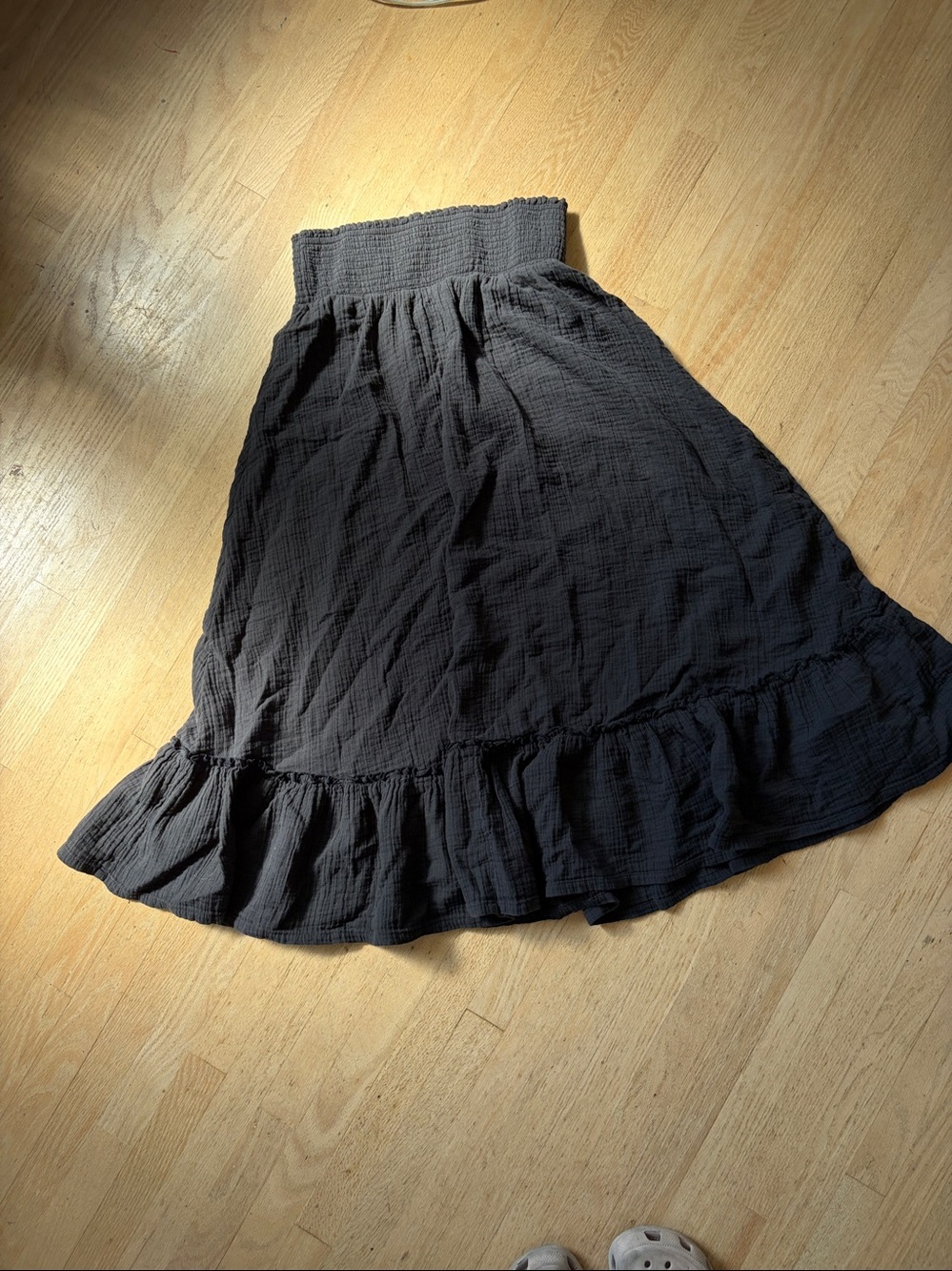 Quince 100% Organic Cotton Gauze Smocked Maxi Skirt
Medium
